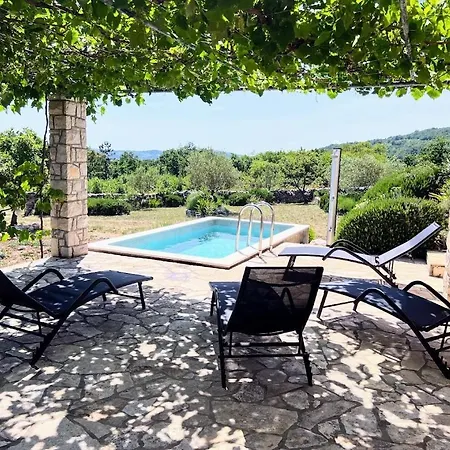 Beautiful With A Dreamlike Garden And Pool Лабин